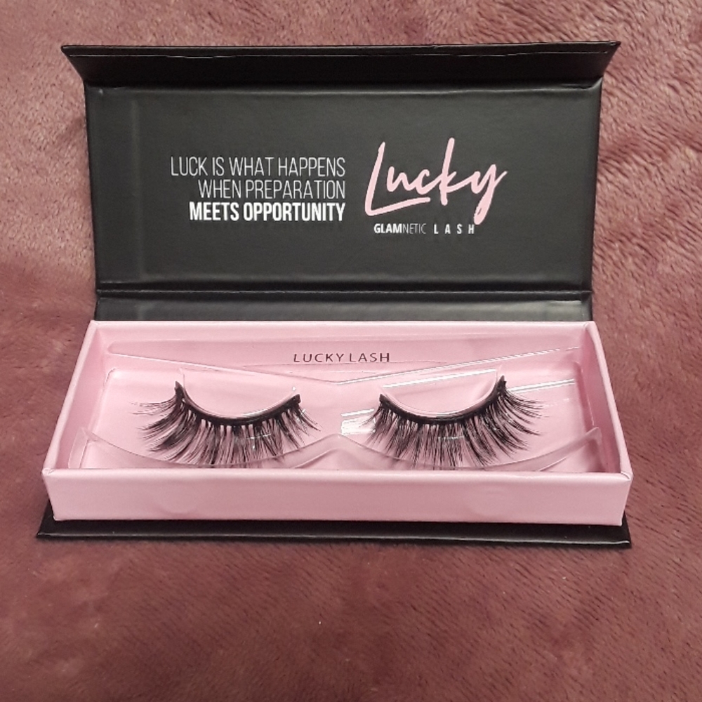 GLAMNETIC lashes - Picture 3 of 8